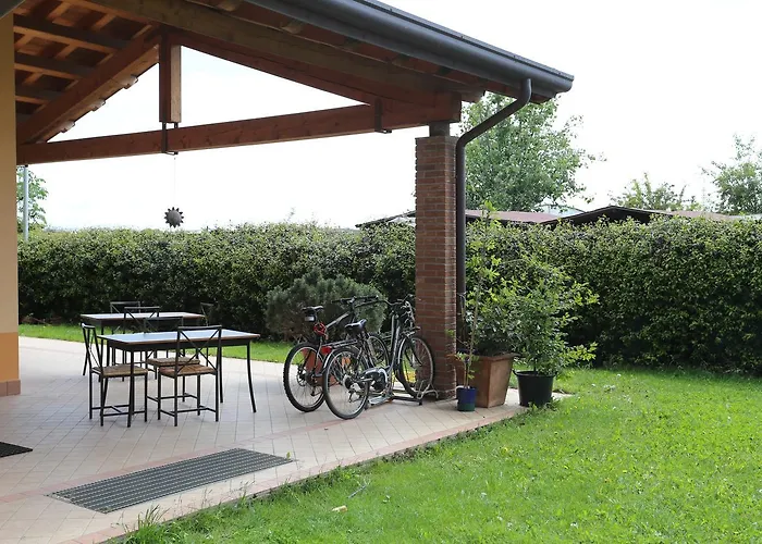 L'upupa فندق مبيت وإفطار